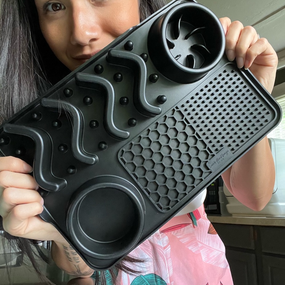 Black LHL All Purpose Slow Feeder Lick Mat